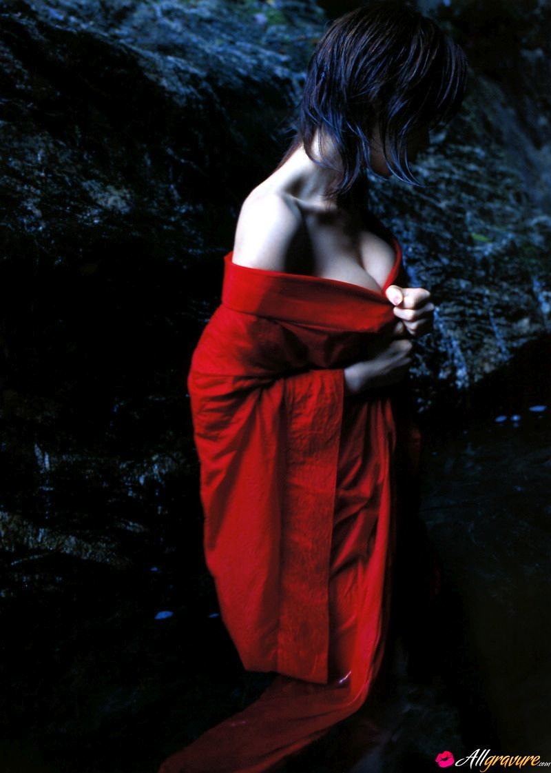 Яна, 24 года, 0 размер груди